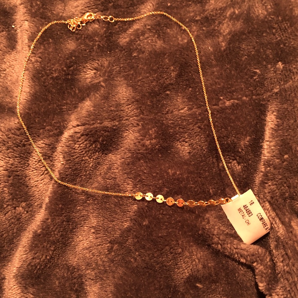 Charming Gold Necklace with Disc Accents